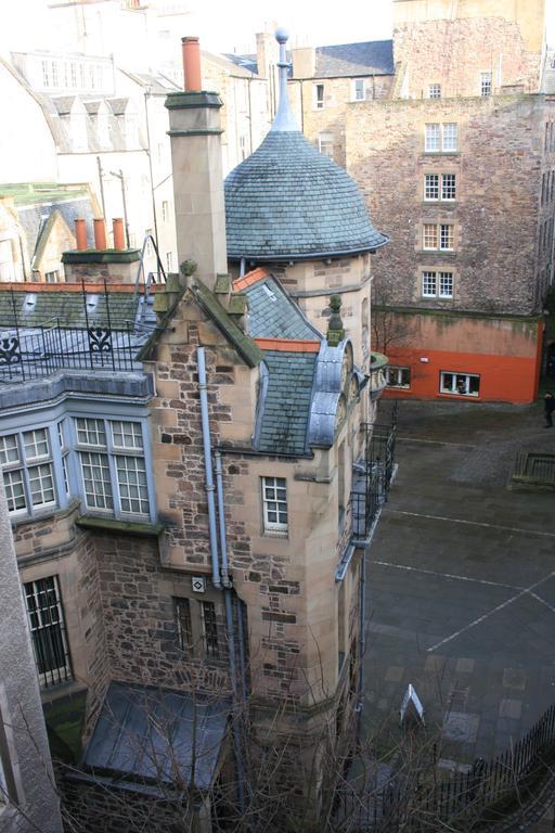 Royal Mile Budget Apartments Edinburgh Phòng bức ảnh
