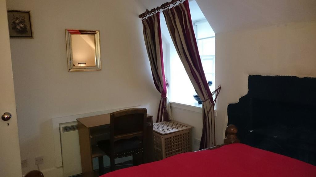 Royal Mile Budget Apartments Edinburgh Phòng bức ảnh